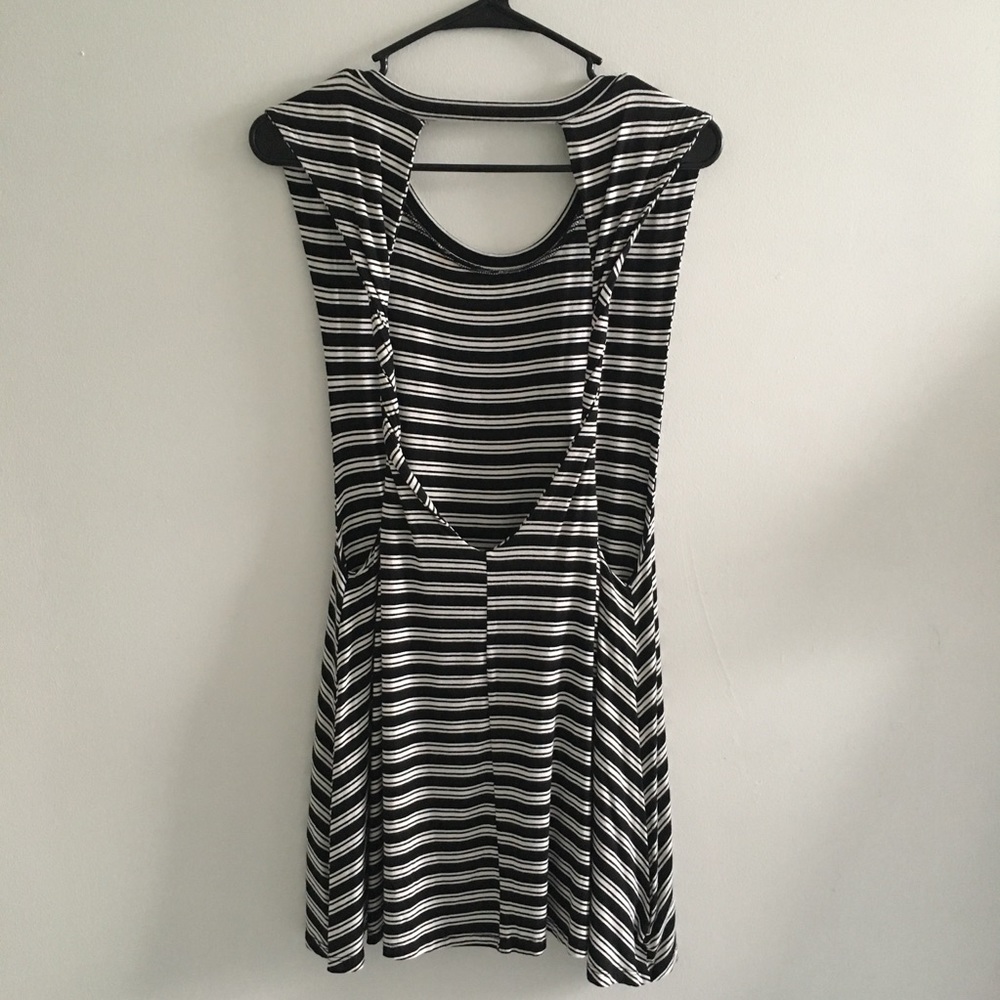 AKIRA | Striped Scoop Neck Low Back Mini Dress - Picture 2 of 5